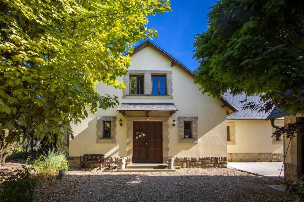 7 Bedroom Secluded Villa Close To Prague Říčany Exterior foto